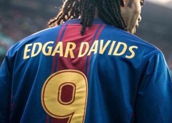 Edgar Davids Nameset Barcelona
